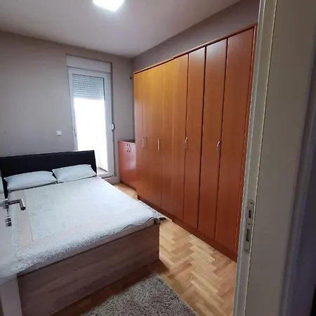 Apartment Mint *